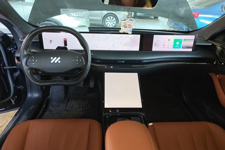 Used IM L7 2022 Dynamic Model Interior 2