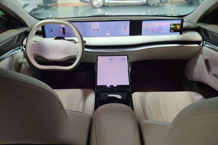 Used IM L7 2022 Dynamic Model Interior 2