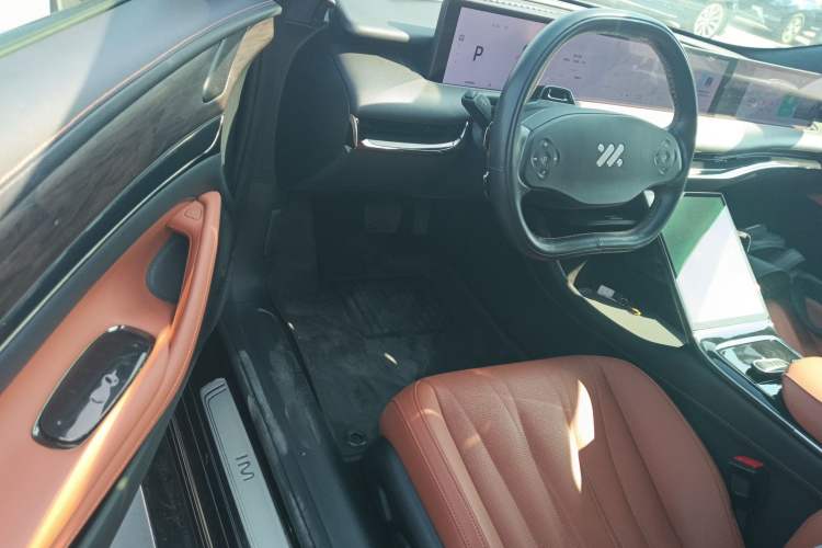 Used IM L7 2022 Dynamic Model Interior 3