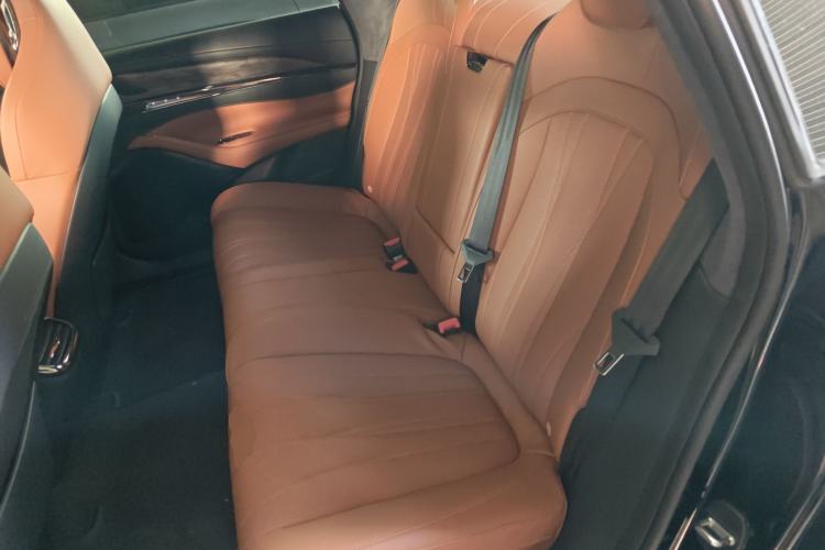 Used IM L7 2022 Dynamic Model Interior 4