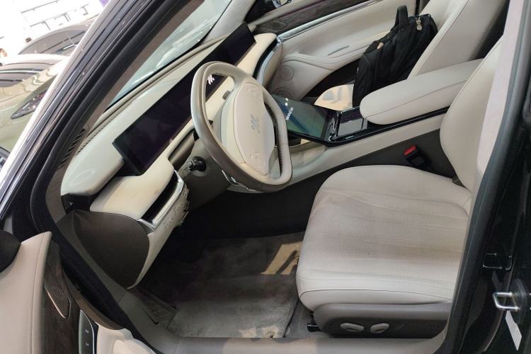 Used IM L7 2022 Dynamic Model Left Front Seat