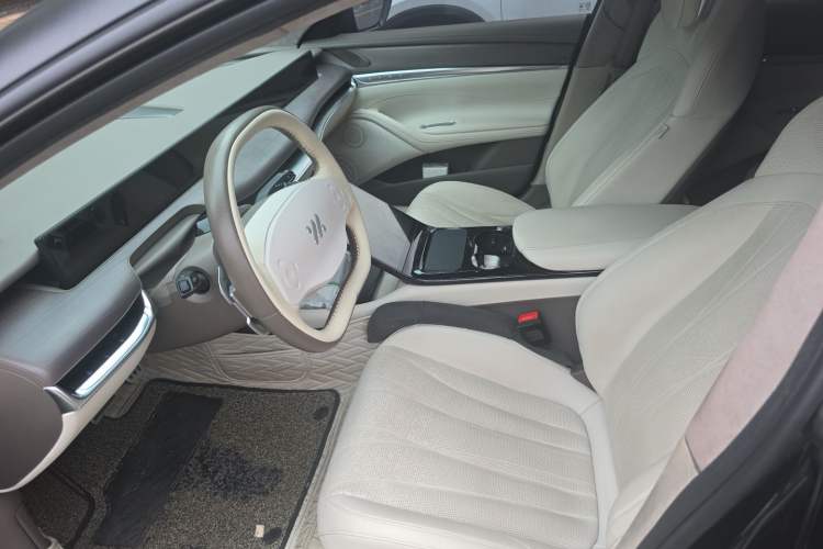 Used IM L7 2022 Pro Model Left Front Seat