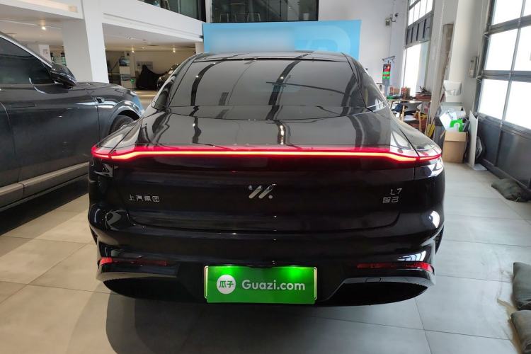 Used IM L7 2022 Dynamic Model Rear
