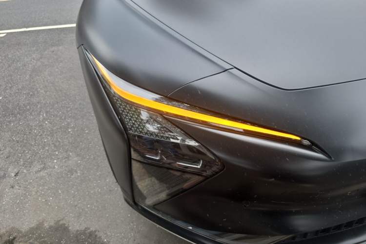 Used IM L7 2022 Pro Model Right Front Headlight