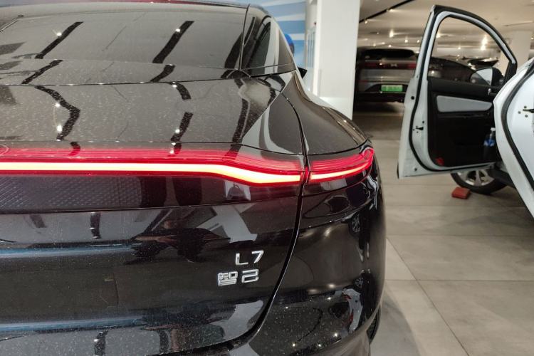 Used IM L7 2022 Dynamic Model Right Rear Taillight