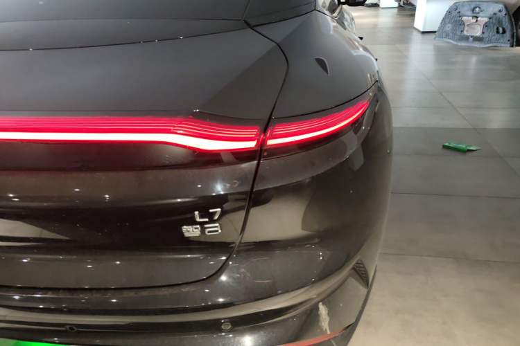 Used IM L7 2022 Dynamic Model Right Rear Taillight