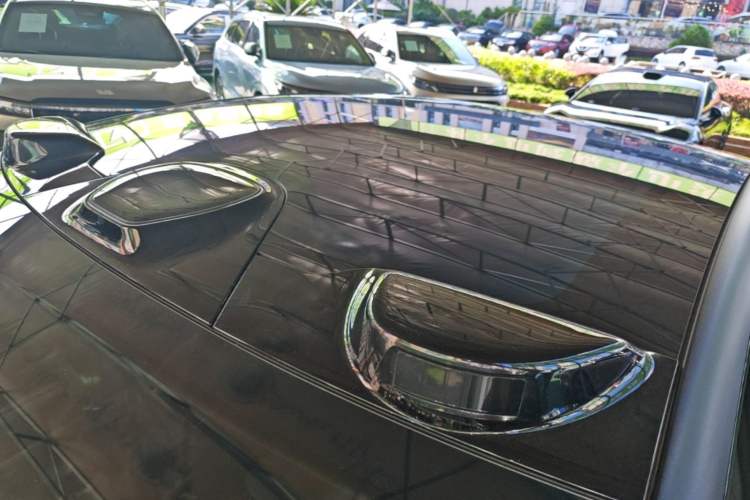 Used IM L7 2022 Pro Model Roof