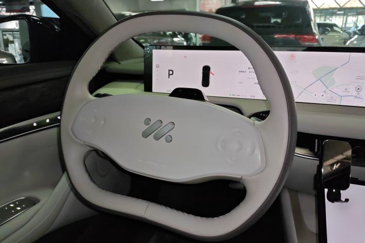 Used IM L7 2022 Dynamic Model Steering Wheel