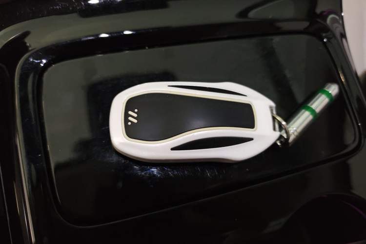 Used IM L7 2022 Dynamic Model Vehicle Key