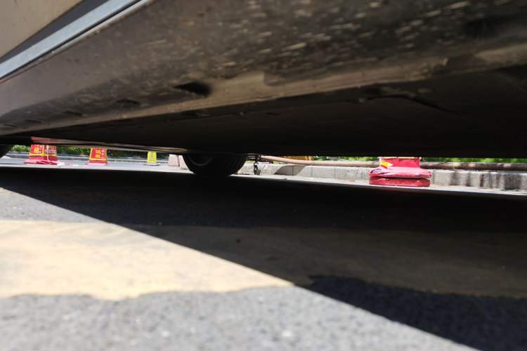 Used IM L7 2022 Dynamic Model Chassis Front Right