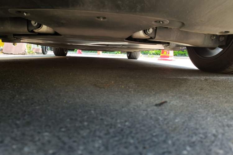 Used IM L7 2022 Dynamic Model Chassis Rear