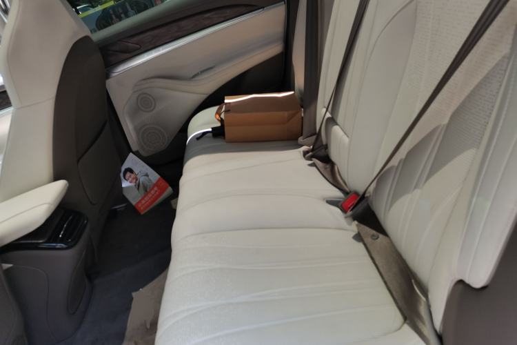 Used IM L7 2022 Dynamic Model Left Rear Seat