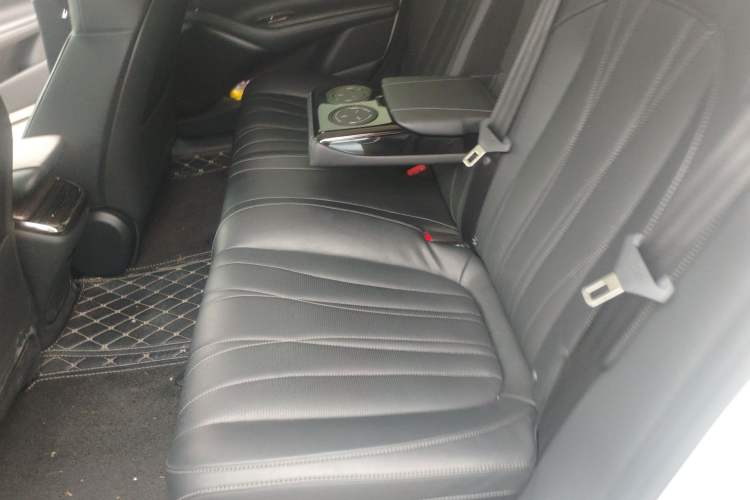 Used IM L7 2022 Dynamic Model Left Rear Seat