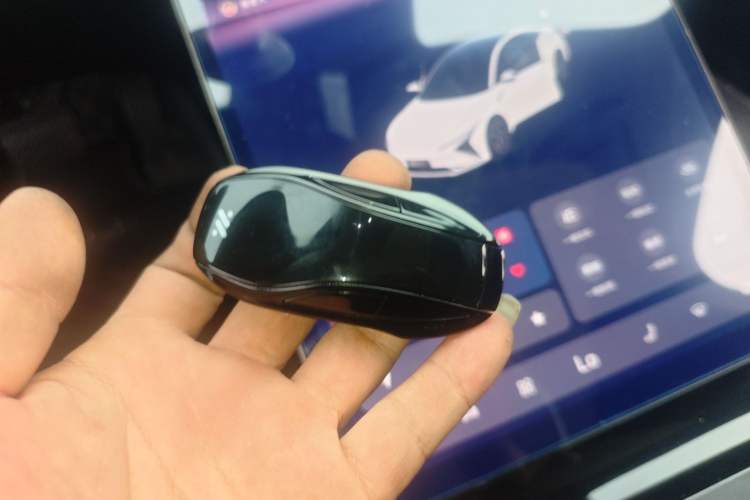 Used IM L7 2022 Dynamic Model Vehicle Key