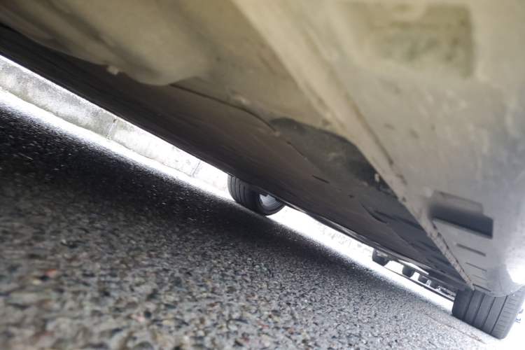 Used IM L7 2022 Pro Model Chassis Front Left