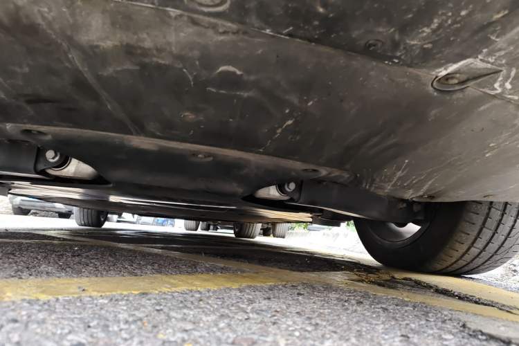 Used IM L7 2022 Dynamic Model Chassis Rear