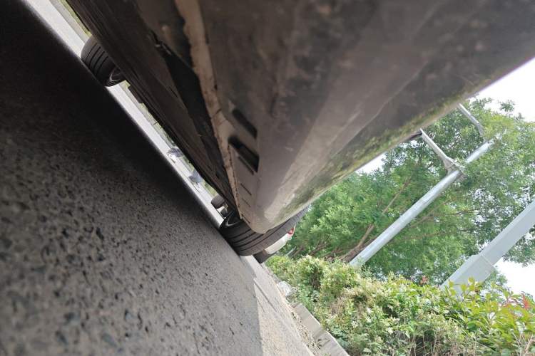 Used IM L7 2022 Angel Wheel Edition Chassis Rear Right