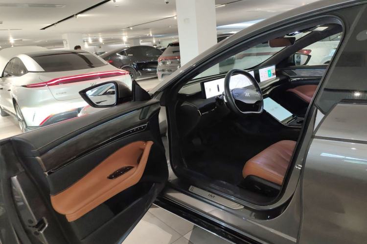 Used IM L7 2022 Dynamic Model Driver Seat