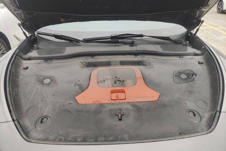 Used IM L7 2022 Dynamic Model Engine Bay