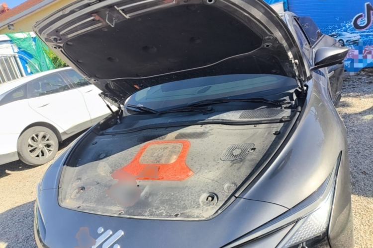 Used IM L7 2022 Pro Model Engine Bay