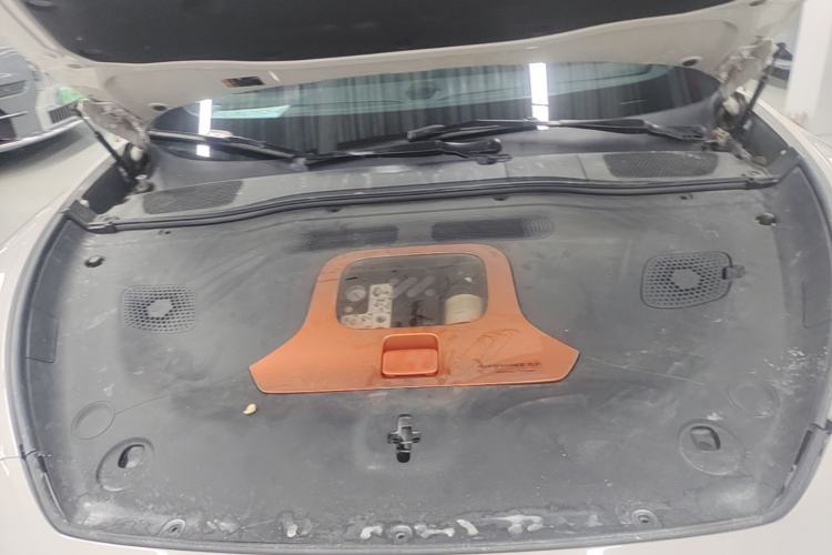 Used IM L7 2022 Pro Model Engine Bay