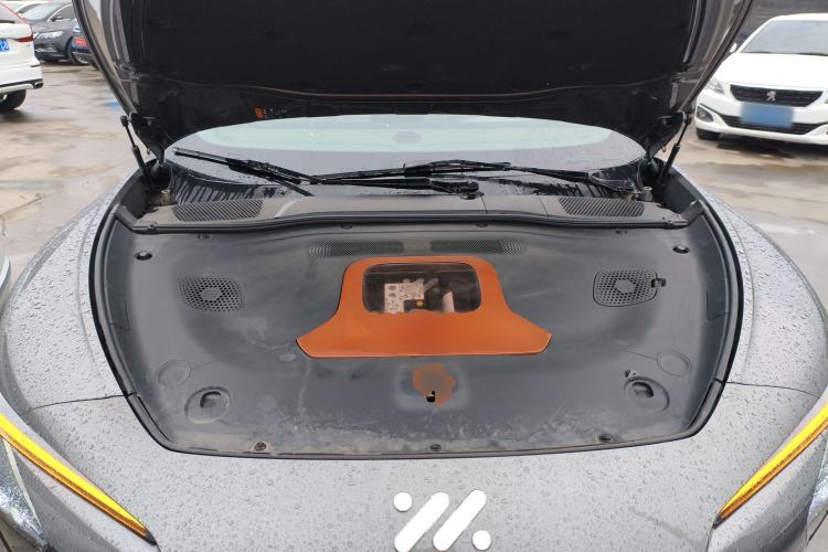 Used IM L7 2022 Pro Model Engine Bay