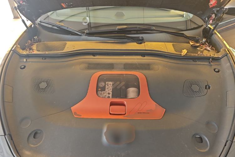 Used IM L7 2022 Pro Model Engine Bay