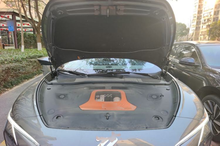 Used IM L7 2022 Angel Wheel Edition Engine Bay