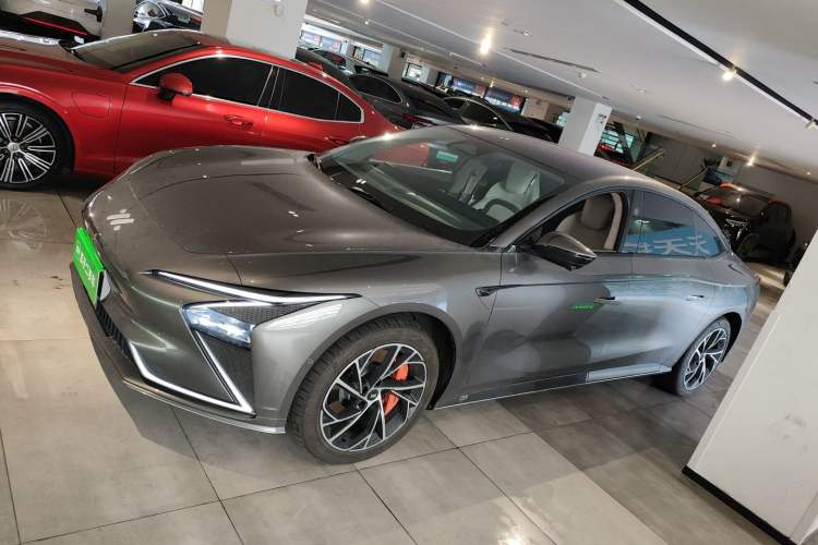Used IM L7 2022 Dynamic Model Exterior 3