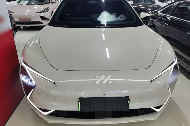 Used IM L7 2022 Dynamic Model Front