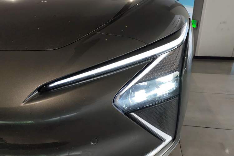 Used IM L7 2022 Dynamic Model Left Front Headlight