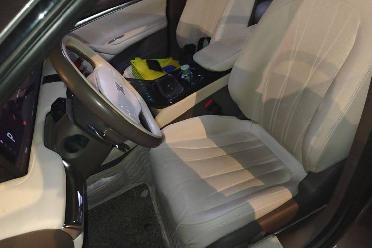 Used IM L7 2022 Dynamic Model Left Front Seat