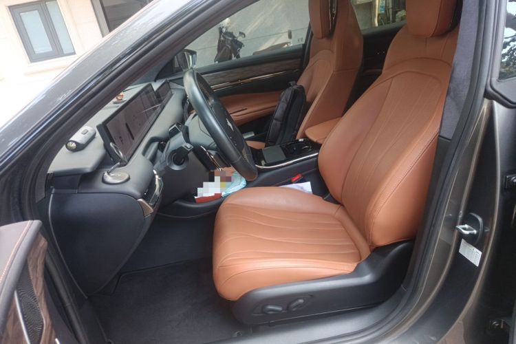 Used IM L7 2022 Pro Model Left Front Seat