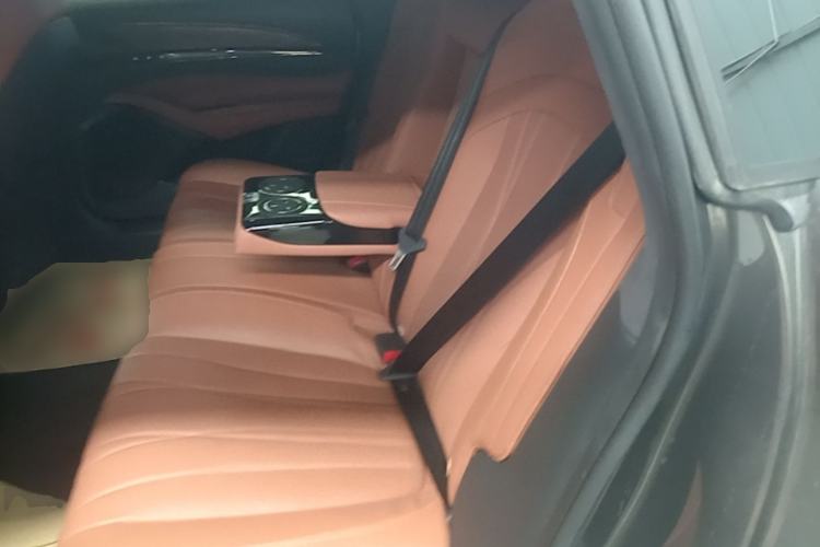 Used IM L7 2022 Dynamic Model Left Rear Seat