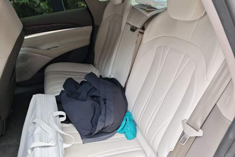 Used IM L7 2022 Dynamic Model Left Rear Seat