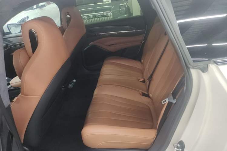 Used IM L7 2022 Pro Model Left Rear Seat