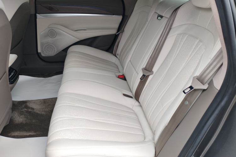 Used IM L7 2022 Pro Model Left Rear Seat
