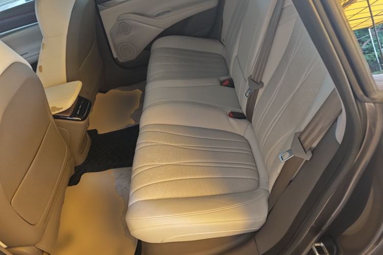 Used IM L7 2022 Pro Model Left Rear Seat