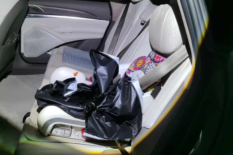 Used IM L7 2022 Angel Wheel Edition Left Rear Seat