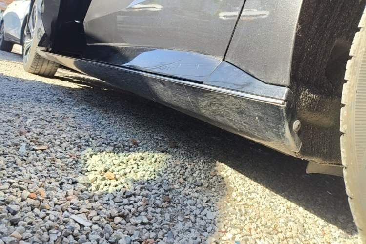 Used IM L7 2022 Pro Model Left Side Sill