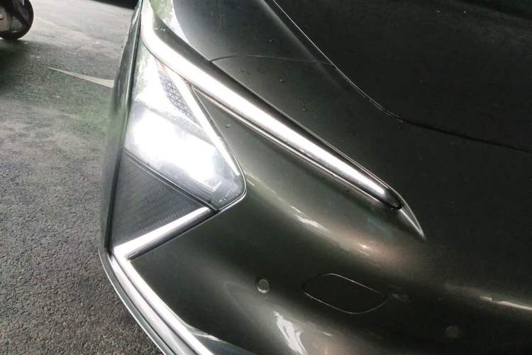 Used IM L7 2022 Pro Model Right Front Headlight
