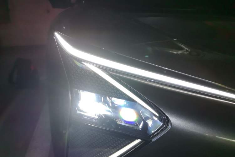 Used IM L7 2022 Angel Wheel Edition Right Front Headlight