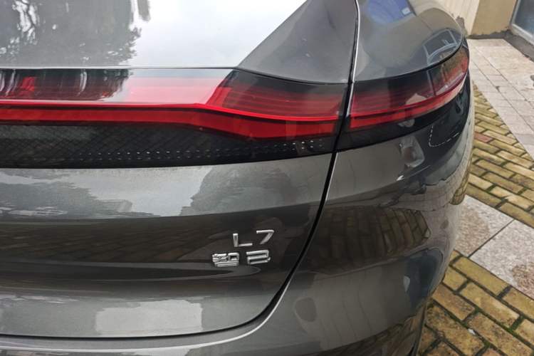 Used IM L7 2022 Pro Model Right Rear Taillight