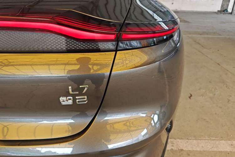 Used IM L7 2022 Pro Model Right Rear Taillight