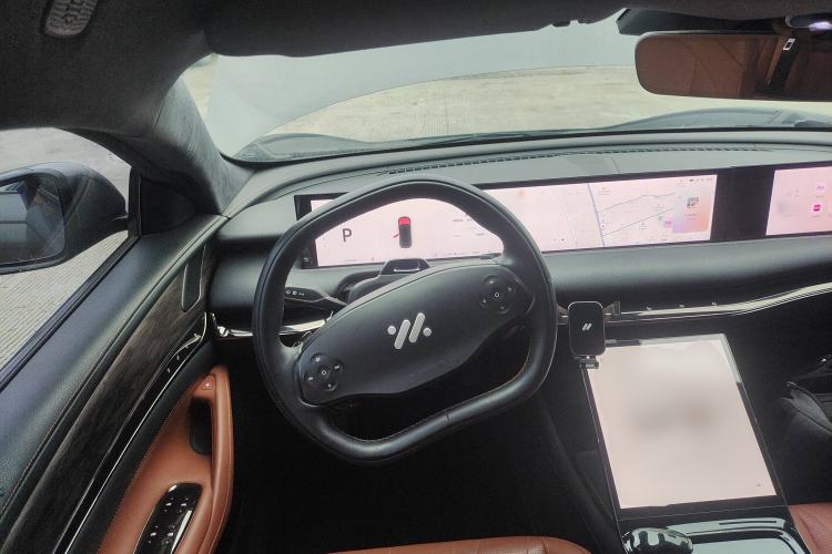 Used IM L7 2022 Dynamic Model Steering Wheel