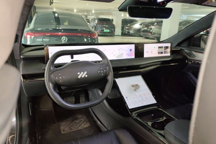 Used IM L7 2022 Dynamic Model Steering Wheel