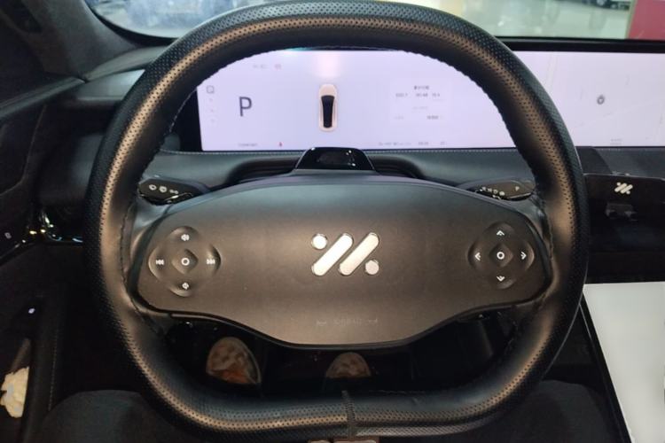 Used IM L7 2022 Dynamic Model Steering Wheel