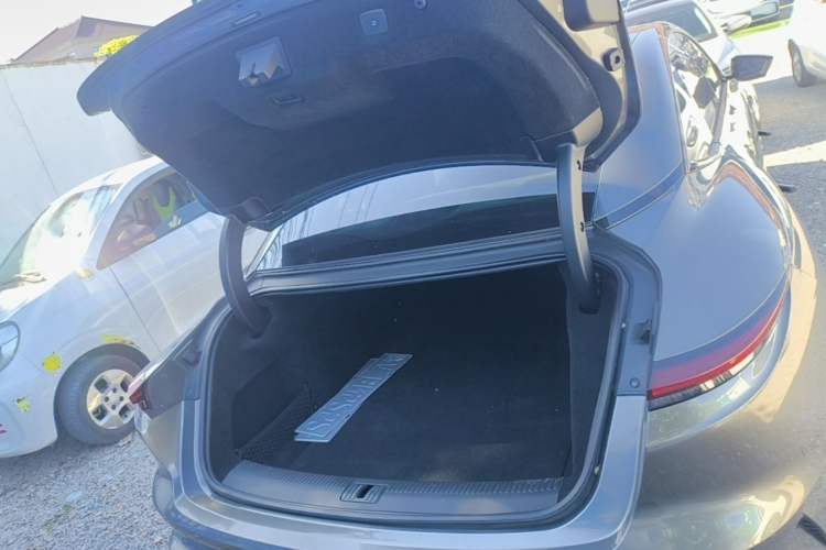 Used IM L7 2022 Pro Model Trunk