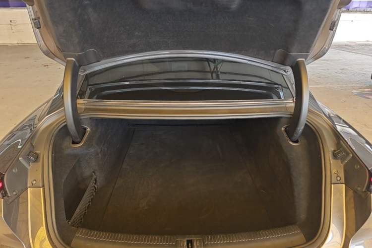 Used IM L7 2022 Pro Model Trunk