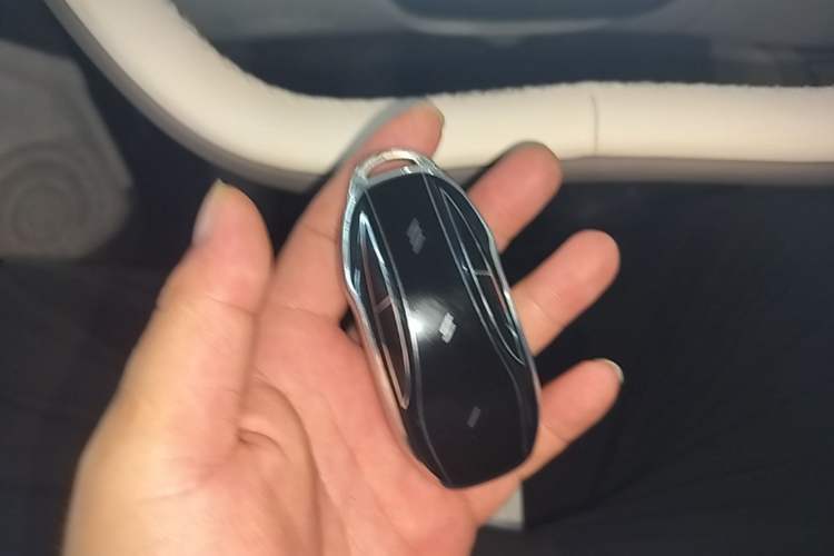 Used IM L7 2022 Pro Model Vehicle Key